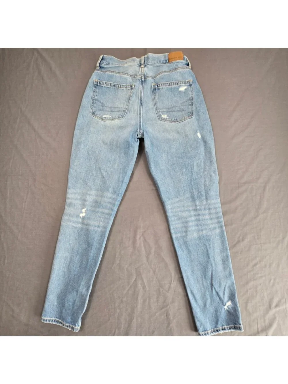 American Eagle Womens Size 2 Distressed Mom Jeans Light Wash Denim - Picture 5 of 6